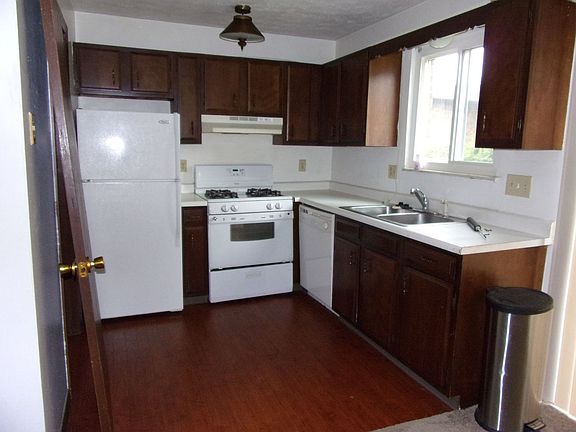 5th image of 1104 26th St APT 1