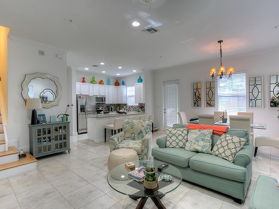 3rd image of 228 S Latitude Cir