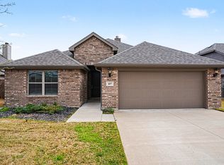 417 Elyse Rd, Keene, TX 76059