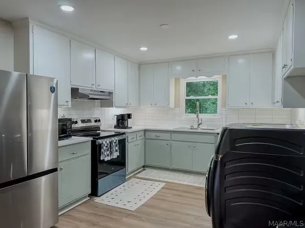 1002 Rosedale Dr, Montgomery, AL 36107