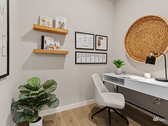 4th image of 18827 111th Avenue E #832