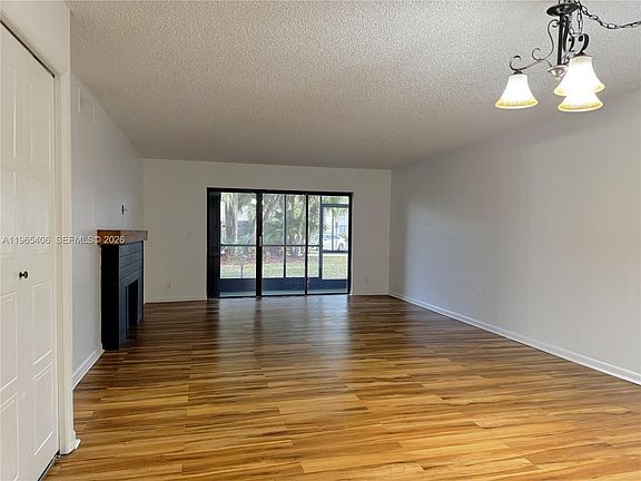 5th image of 296 Racquet Club Rd APT 104