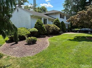 1450 Kearney Dr, North Brunswick, NJ 08902