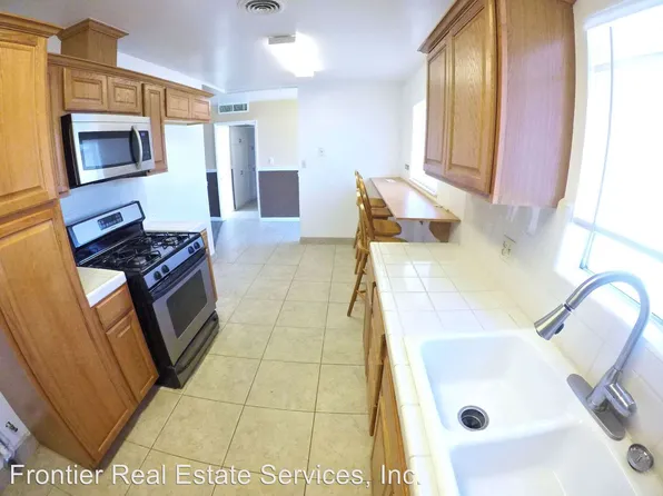 913 Monna Ave, Bakersfield, CA 93308