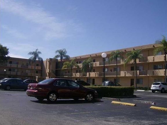 2nd image of 8401 SW 107th Ave APT 134E