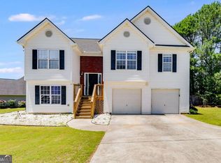 1035 Brushystone Dr, Loganville, GA 30052
