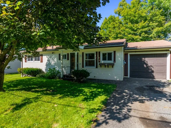42 Maplewood Avenue, Barre City, VT 05641