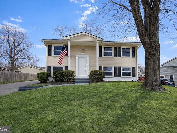 2nd image of 12919 Kerrydale Rd