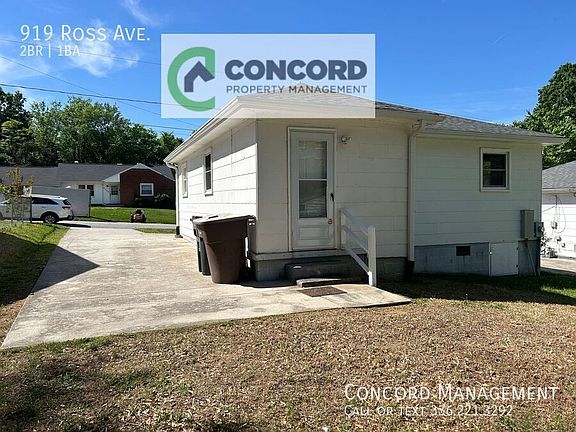 2nd image of 919 Ross Ave