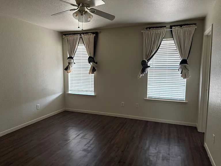 2103 Jennifer Dr #B — Photo 10