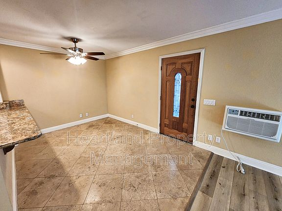 3rd image of 1075 N Escondido Blvd Unit 101