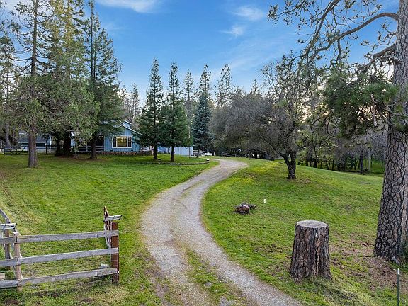 4th image of 7041 Mount Aukum Rd