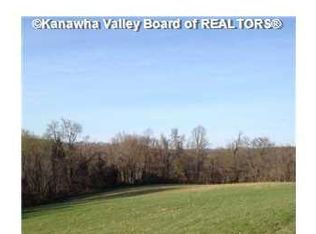 881 Acorn Dr, South Charleston, WV 25309