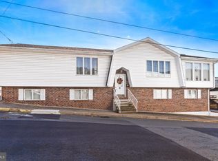 500 W Lloyd St, Shenandoah, PA 17976