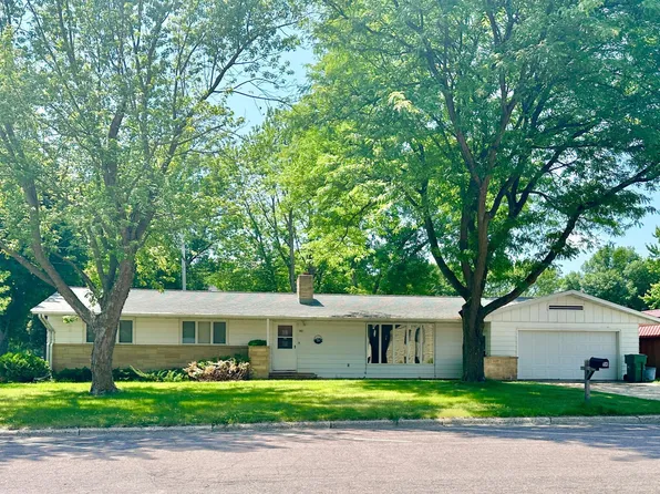 114 S 7th St, Kiester, MN 56051