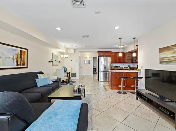 124 68th St APT 104, Guttenberg, NJ 07093