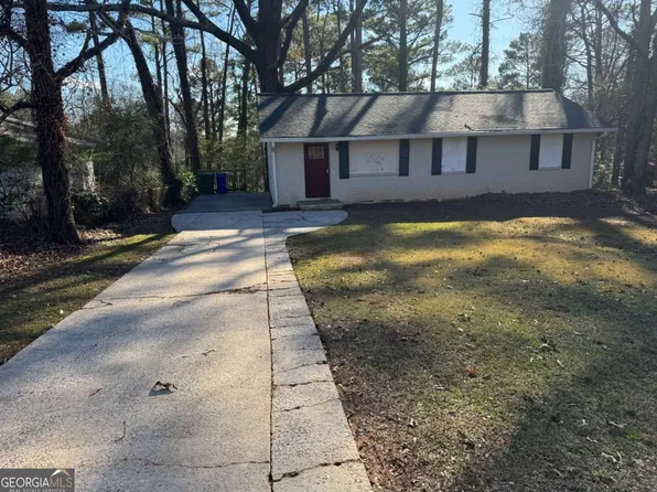 3705 Daisy Dr, Decatur, GA 30032