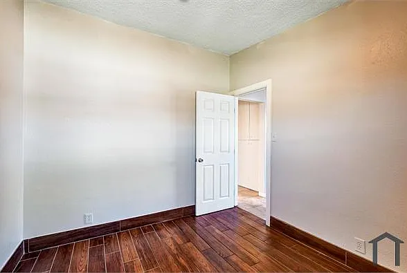 8508 Avalon Blvd #4 — Photo 9