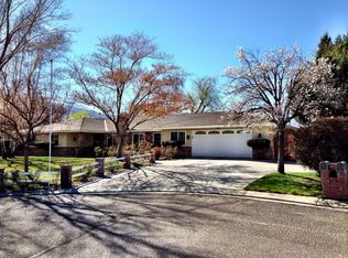 2806 Carol Ln, Bishop, CA 93514