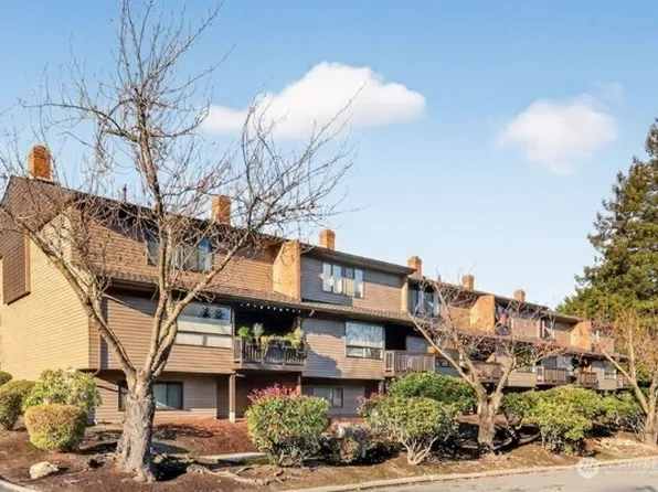 10735 Glen Acres Drive S #735, Burien, WA 98168