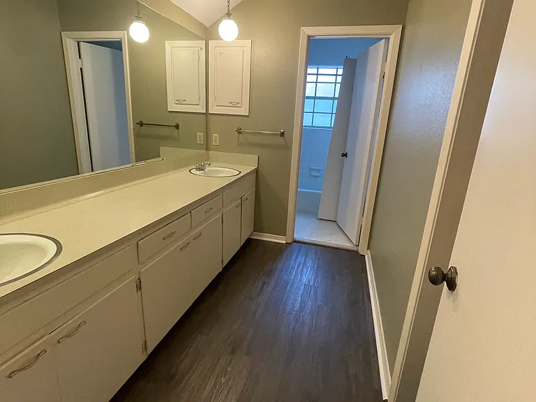 Bathroom 2 - Upstairs