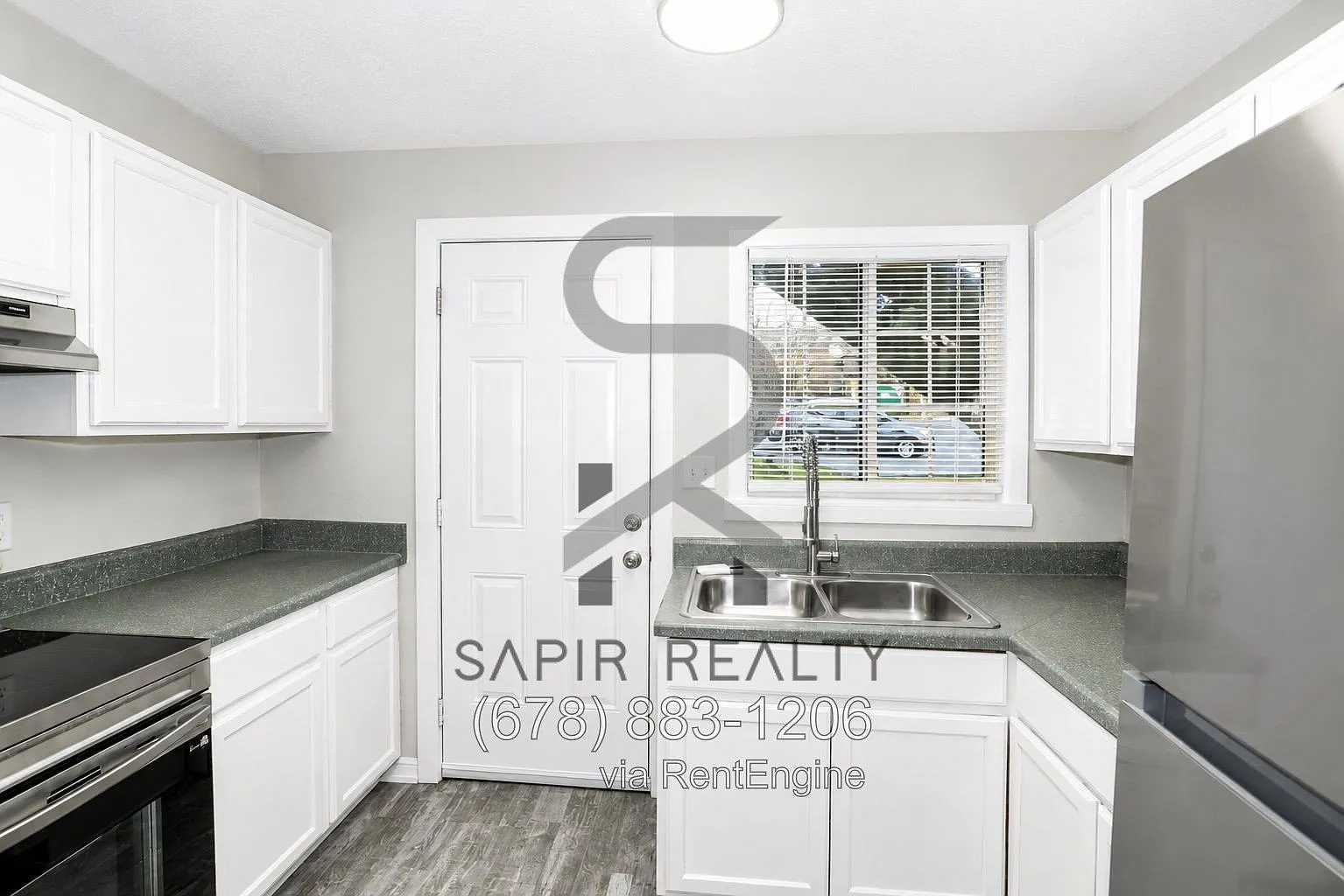 2 bed, 1.5 bath, 760 sqft, $950 — Photo 4