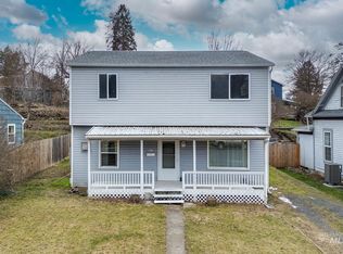 421 E 8th St, Moscow, ID 83843