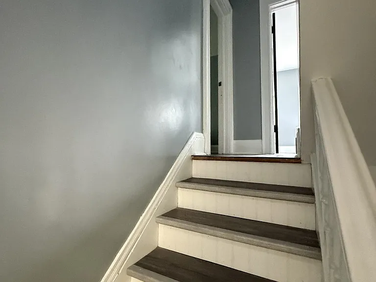 404 S Beech St — Photo 16