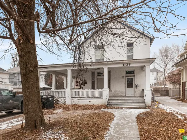 1138 S 30th Ave, Omaha, NE 68105