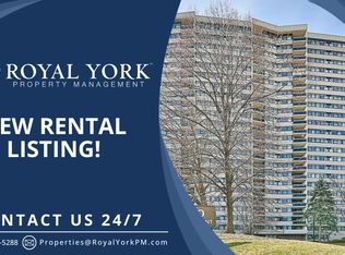 100 Echo Point #2210, Toronto, ON M1W2V2