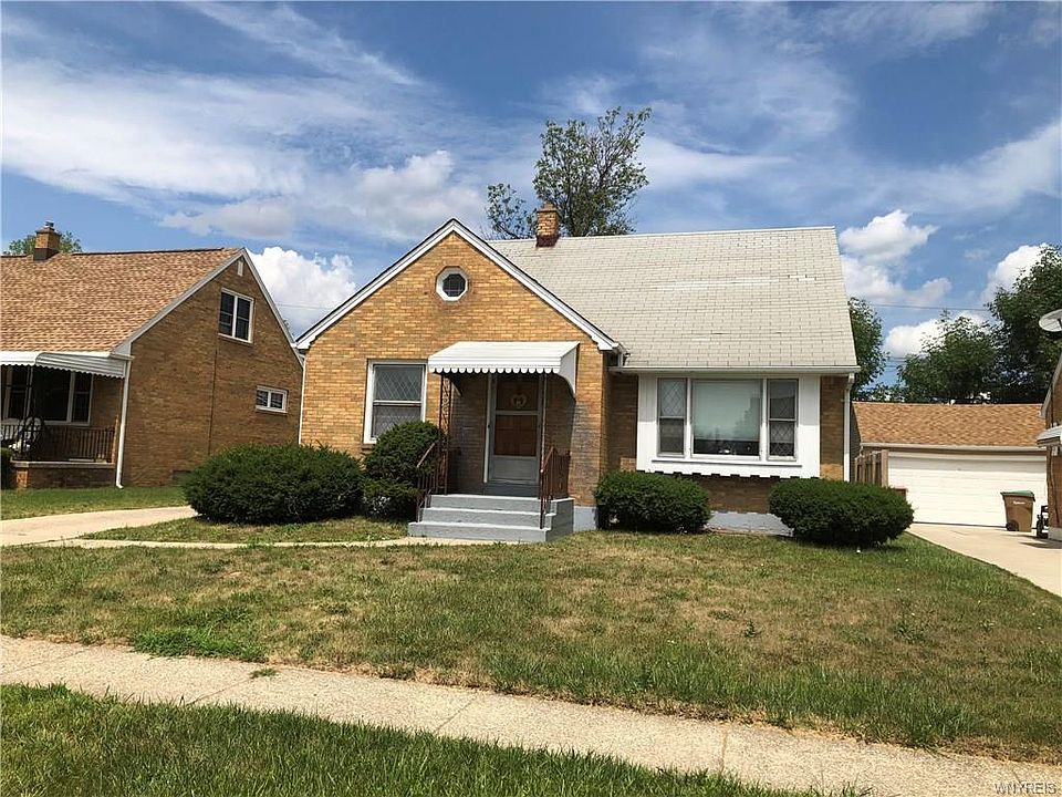 1st image of 38 Markus Dr