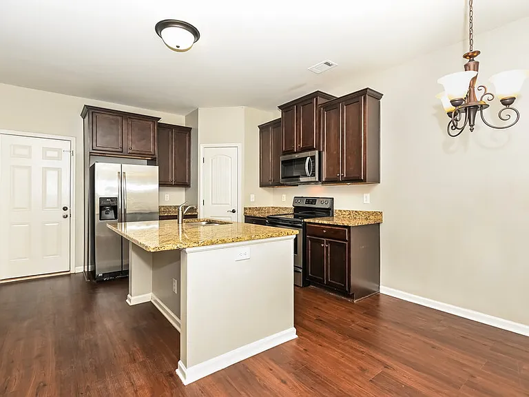 214 Bethany Manor Ct — Photo 8