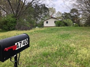 4740 Shady Rest Dr, Powder Springs, GA 30127