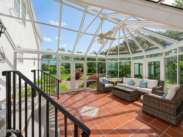 14 Heathrow Ct — Photo 19