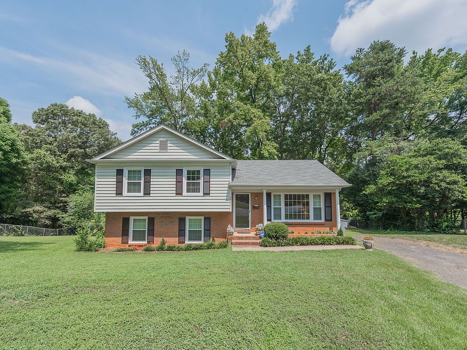 1st image of 4801 Pandora Ct