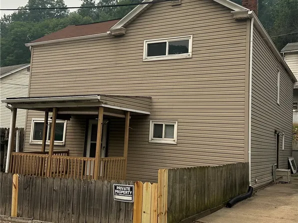 835 Hall St, Homestead, PA 15120