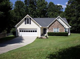 2820 Byrnwycke Ct, Buford, GA 30519