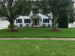 8819 Valleyview Ct, Saginaw, MI