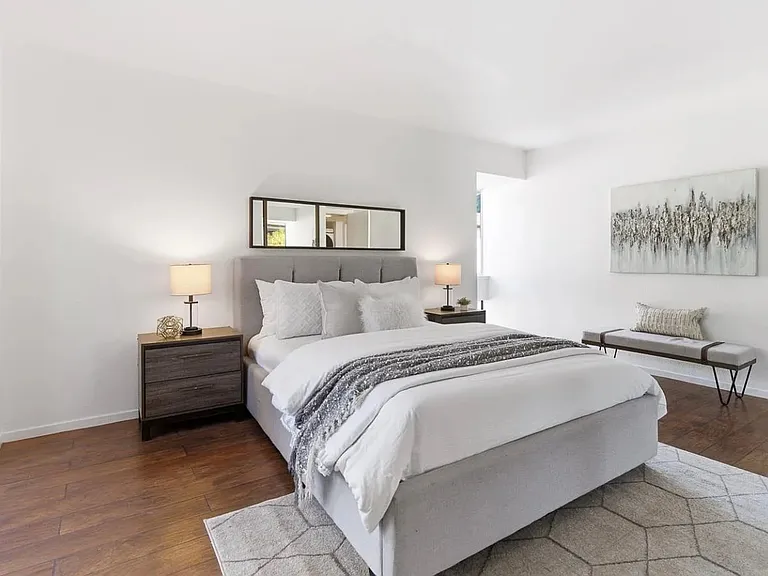 58 E Poplar Ave #4 — Photo 18