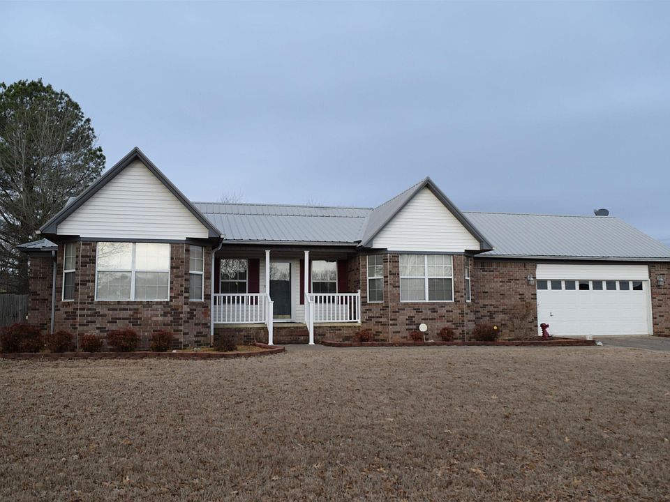 1st image of 411 S Sherwood Dr