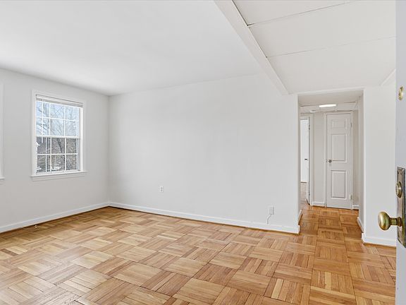 5th image of 6622 10th St Unit B1