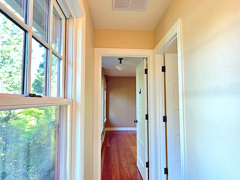 1827 N Skidmore St — Photo 34