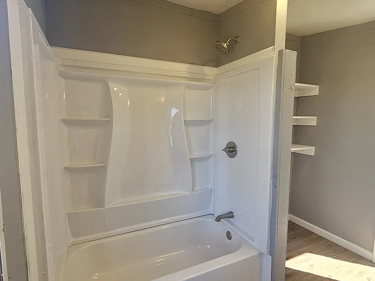 3918 Conley Ln — Photo 10