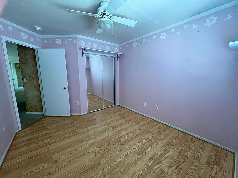326 N Pioneer St — Photo 32