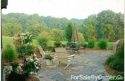 3rd image of 415 Lake Vista Dr