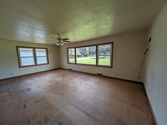2nd image of 203 E 2nd St