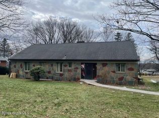 164 Shaker Rd, Albany, NY 12211