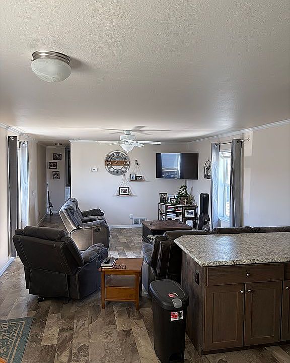 1st image of 225 Hogan St