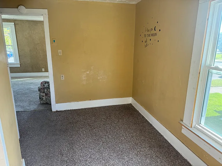 1017 State St — Photo 8