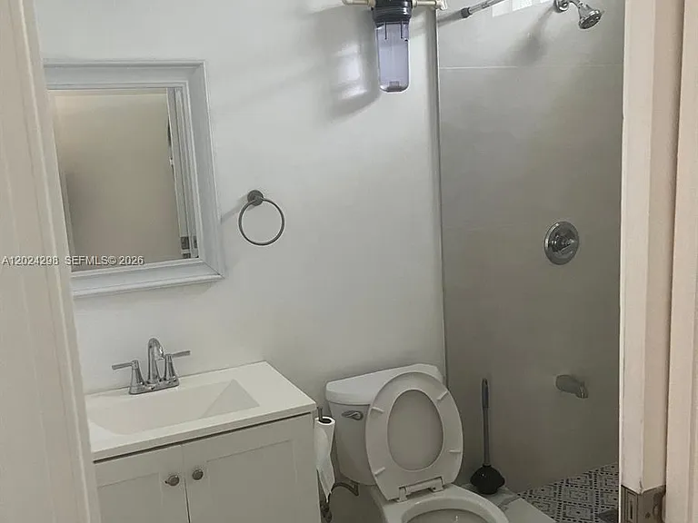 2130 Plunkett Ct — Photo 3